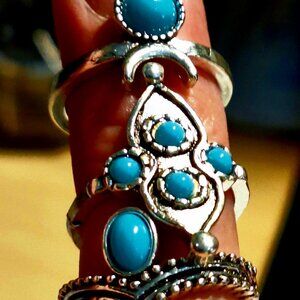 Wome's Size 8 Turquoise 3pc Ring Set
